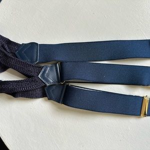 Paul Stuart navy suspenders. 1 inch wide. Nylon
